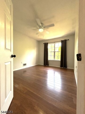 36 Mindy Dr, Franklin Twp., NJ 08873