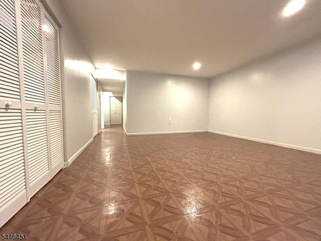 36 Mindy Dr, Franklin Twp., NJ 08873