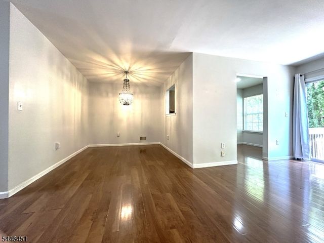 36 Mindy Dr, Franklin Twp., NJ 08873