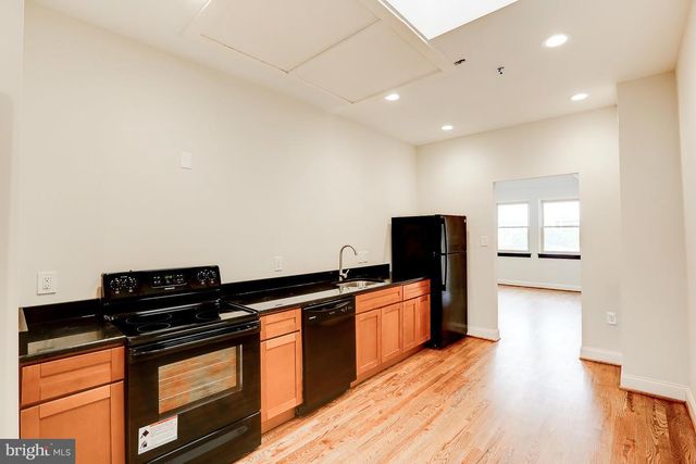 1609 SAINT PAUL ST, Baltimore, MD 21202