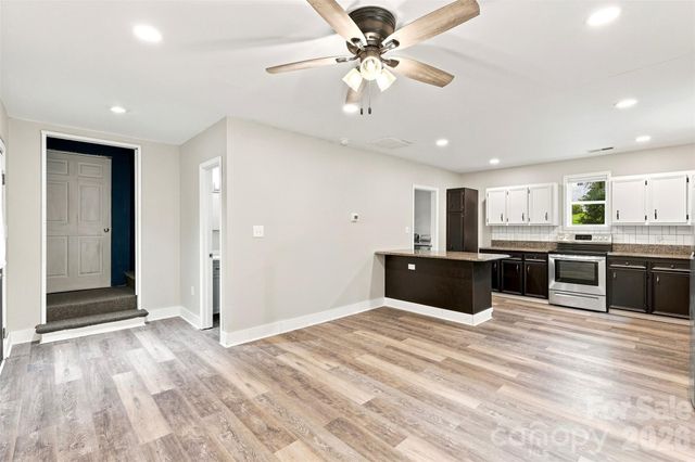 6707 S Providence Road, Waxhaw, NC 28173