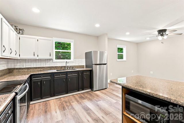6707 S Providence Road, Waxhaw, NC 28173