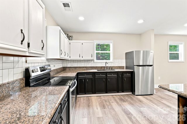 6707 S Providence Road, Waxhaw, NC 28173