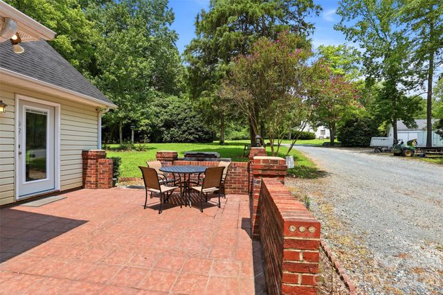 6707 S Providence Road, Waxhaw, NC 28173