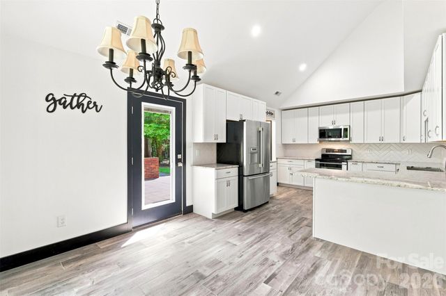 6707 S Providence Road, Waxhaw, NC 28173