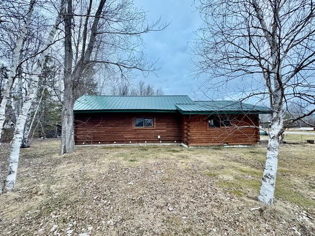 3616 Hay Creek Road SE, Baudette, MN 56623