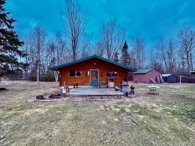 3616 Hay Creek Road SE, Baudette, MN 56623