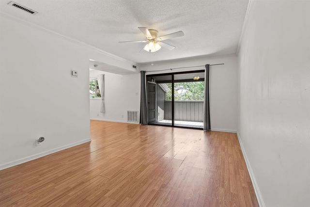 10301 N Kings Hwy Apt 21-6, Myrtle Beach, SC 29572