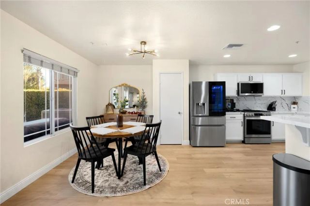 16294 Los Coyotes, Fontana, CA 92336