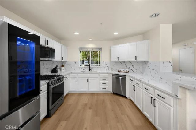 16294 Los Coyotes, Fontana, CA 92336