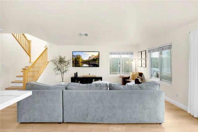 16294 Los Coyotes, Fontana, CA 92336