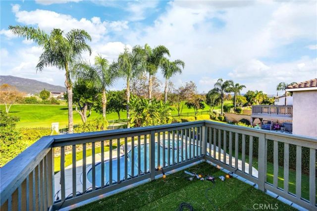 16294 Los Coyotes, Fontana, CA 92336