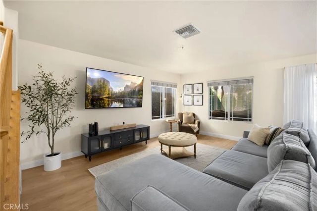 16294 Los Coyotes, Fontana, CA 92336