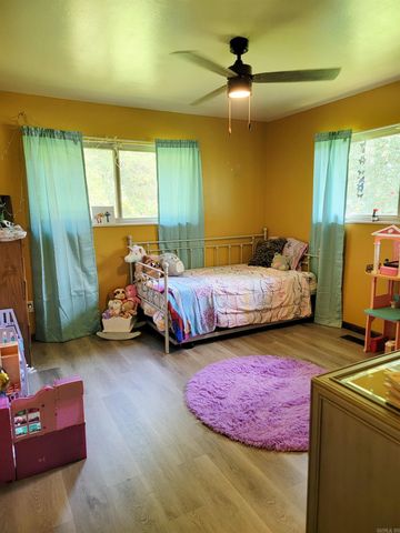 1209 Cole Ave, Mena, AR 71953