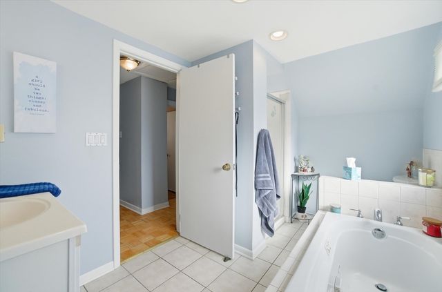 9131 Newcastle Avenue, Morton Grove, IL 60053