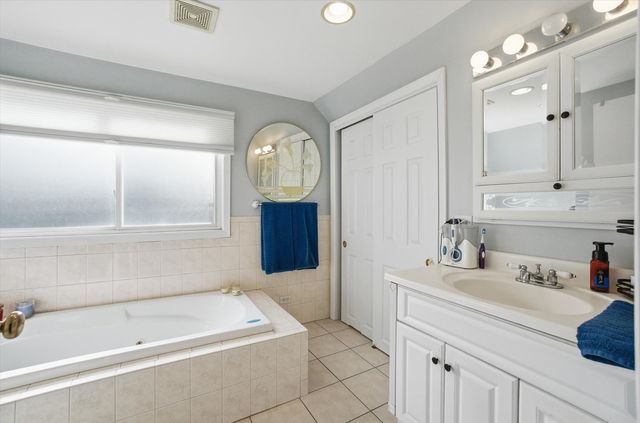 9131 Newcastle Avenue, Morton Grove, IL 60053