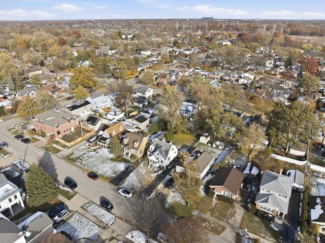 9131 Newcastle Avenue, Morton Grove, IL 60053