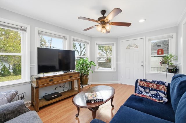 9131 Newcastle Avenue, Morton Grove, IL 60053