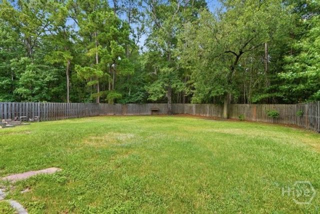 26 Chapel Lake Drive N, Savannah, GA 31419