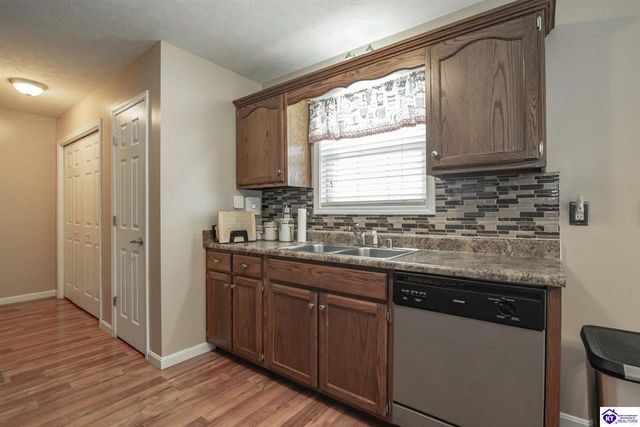 1691 W Elm Road, Radcliff, KY 40160