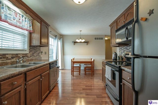 1691 W Elm Road, Radcliff, KY 40160