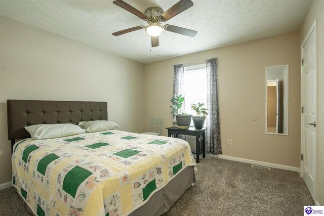 1691 W Elm Road, Radcliff, KY 40160