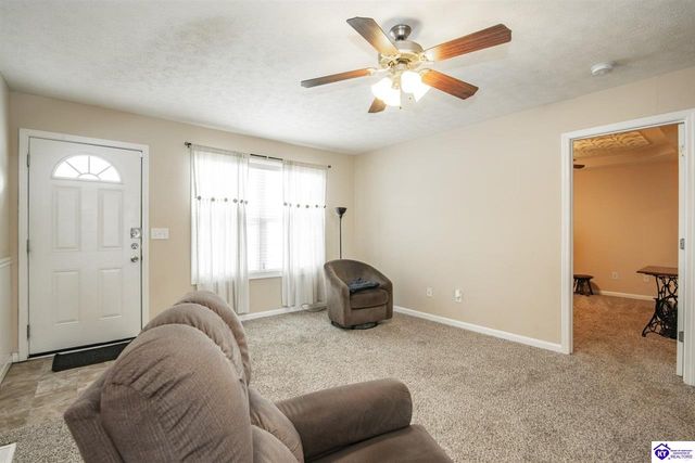 1691 W Elm Road, Radcliff, KY 40160