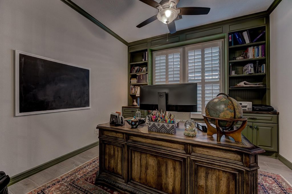 Image 12 of property listing at 18111 Kersland Court, Richmond, TX 77407