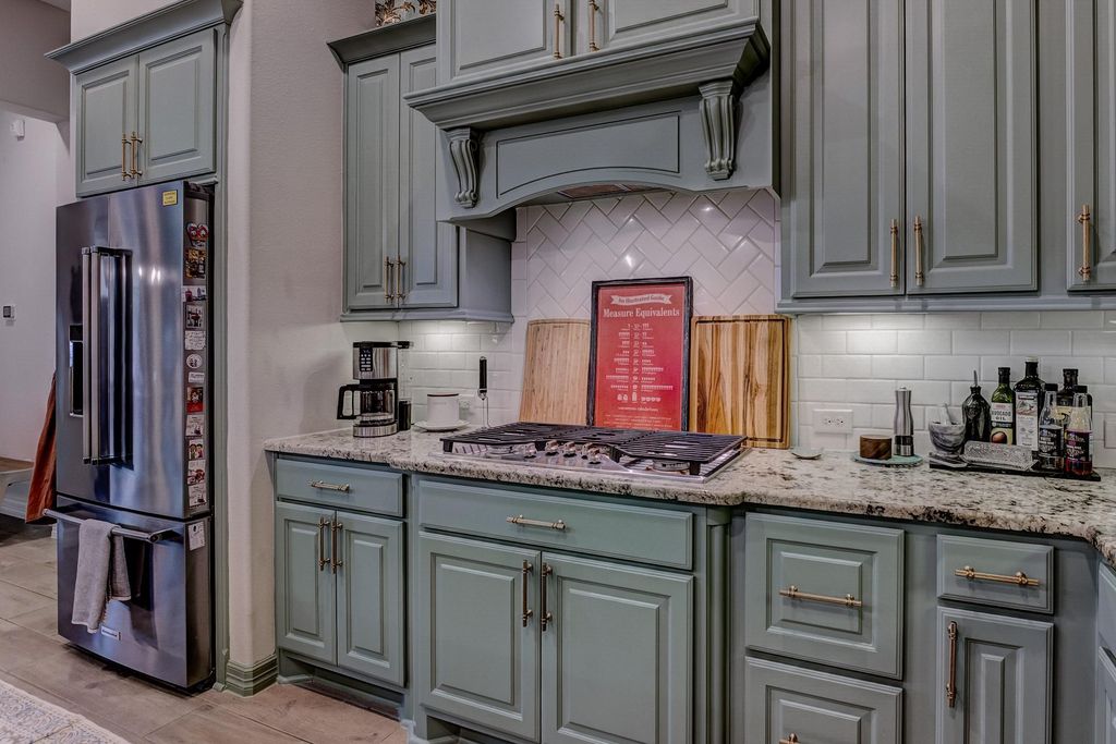 Image 22 of property listing at 18111 Kersland Court, Richmond, TX 77407