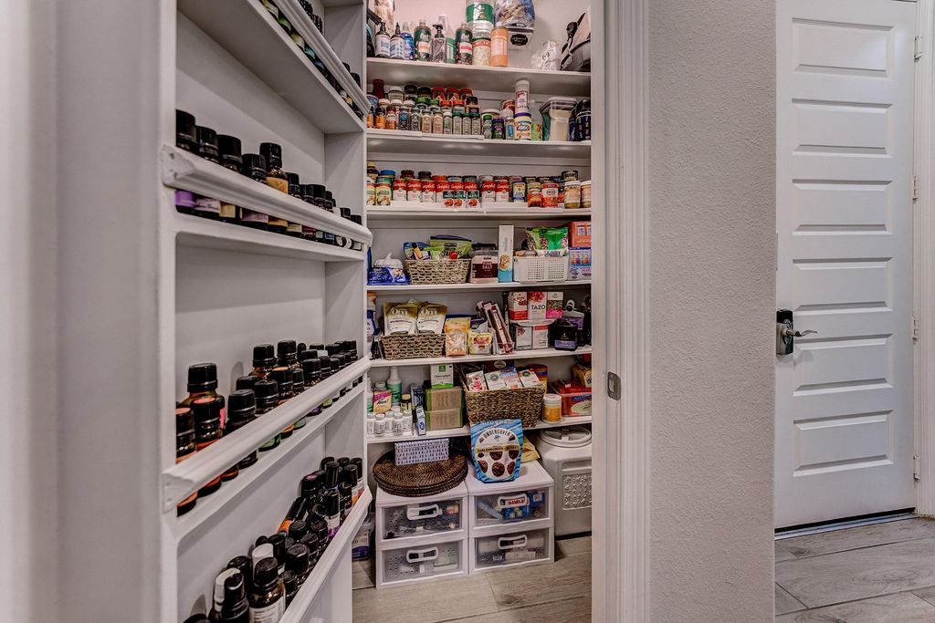 Image 23 of property listing at 18111 Kersland Court, Richmond, TX 77407