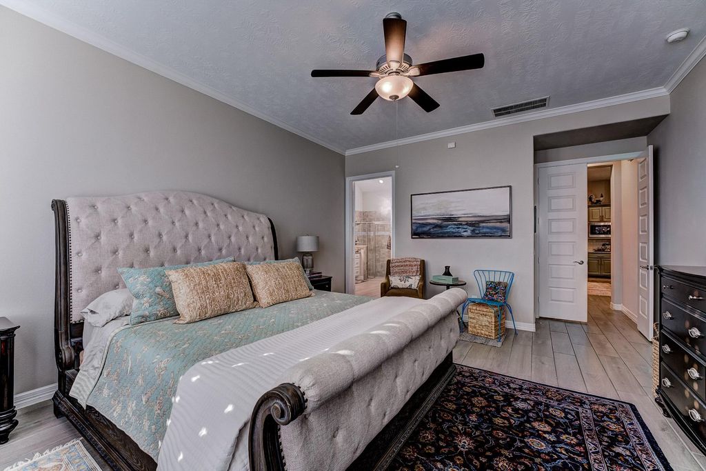 Image 26 of property listing at 18111 Kersland Court, Richmond, TX 77407