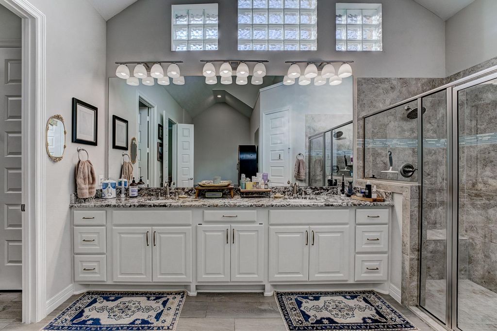 Image 28 of property listing at 18111 Kersland Court, Richmond, TX 77407