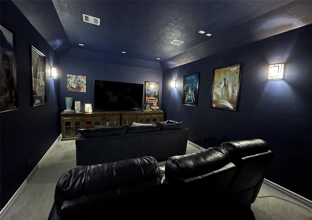 Image 35 of property listing at 18111 Kersland Court, Richmond, TX 77407