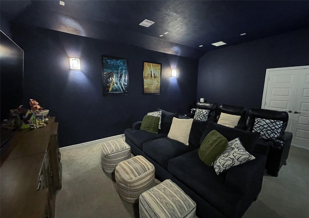 Image 36 of property listing at 18111 Kersland Court, Richmond, TX 77407