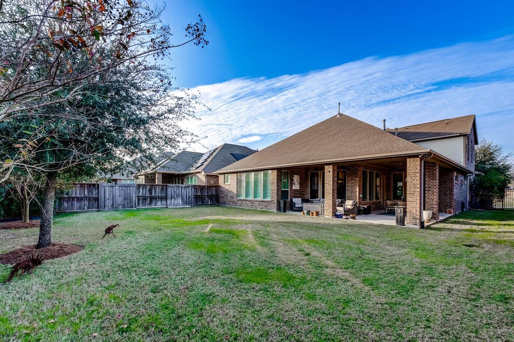 Image 43 of property listing at 18111 Kersland Court, Richmond, TX 77407