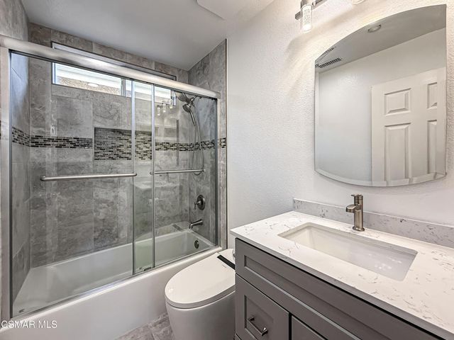 1838 Amberleaf Lane, Simi Valley, CA 93065