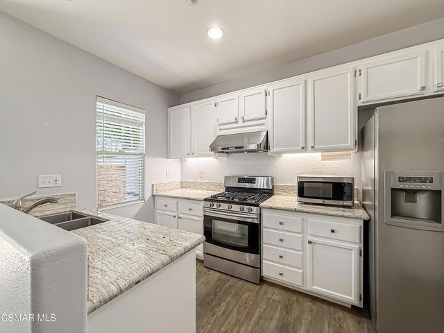 1838 Amberleaf Lane, Simi Valley, CA 93065