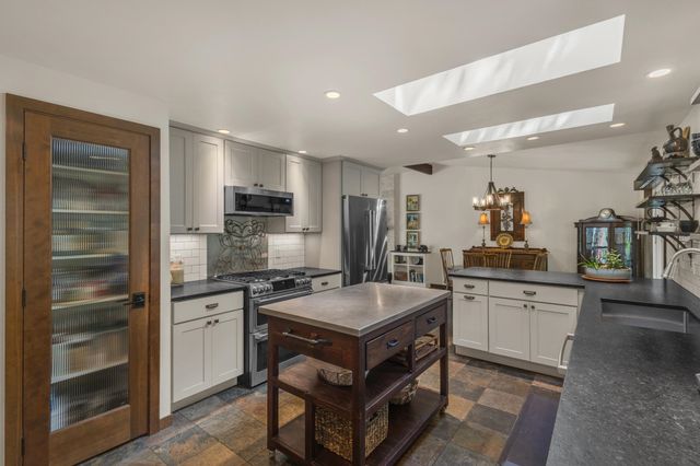 4416 E Big Springs Rd, Spokane, WA 99223