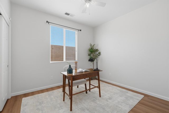 742 Kaweah Avenue, Clovis, CA 93619
