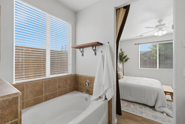 742 Kaweah Avenue, Clovis, CA 93619