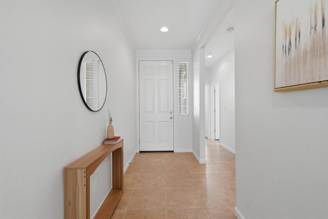 742 Kaweah Avenue, Clovis, CA 93619