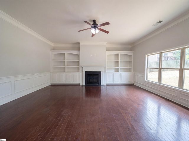 248 Colfax Drive, Boiling Springs, SC 29316