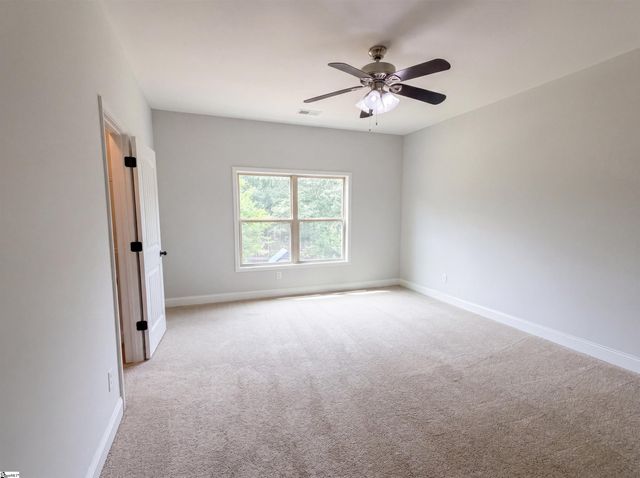 248 Colfax Drive, Boiling Springs, SC 29316