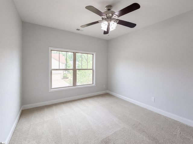 248 Colfax Drive, Boiling Springs, SC 29316