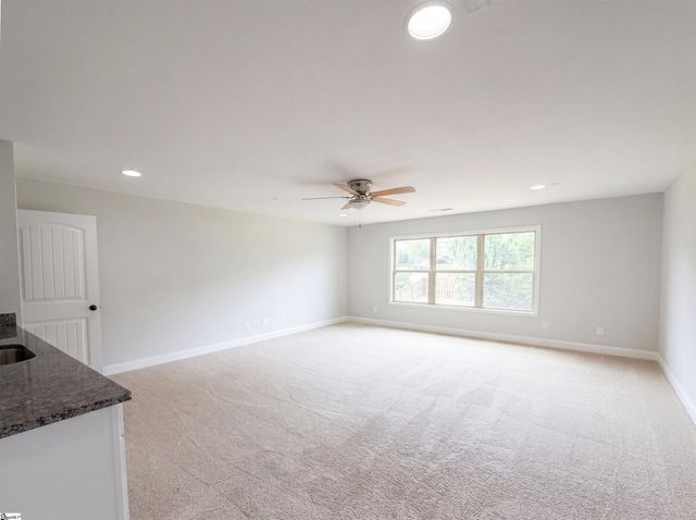 248 Colfax Drive, Boiling Springs, SC 29316