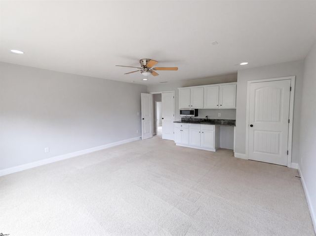 248 Colfax Drive, Boiling Springs, SC 29316