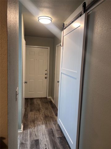 808 W Collins Street, Denton, TX 76201