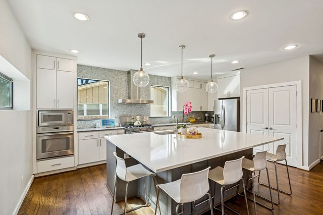 9747 Broken Bow Road, Dallas, TX 75238