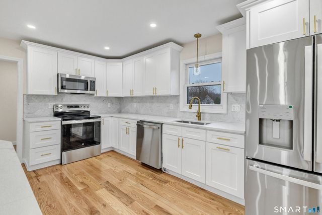 1095 Durham Road, Wallingford, CT 06492