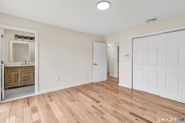 1095 Durham Road, Wallingford, CT 06492